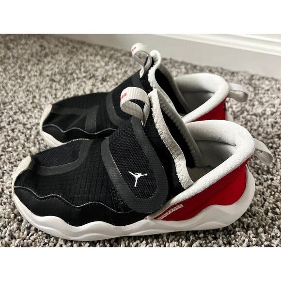 Air Jordan slip on velcro shoes toddler size 10c - Picture 2 of 7